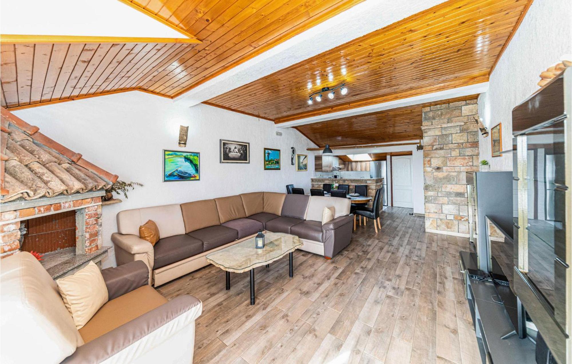Nice Apartment In Kastel Stafilic With Sauna Kaštela エクステリア 写真