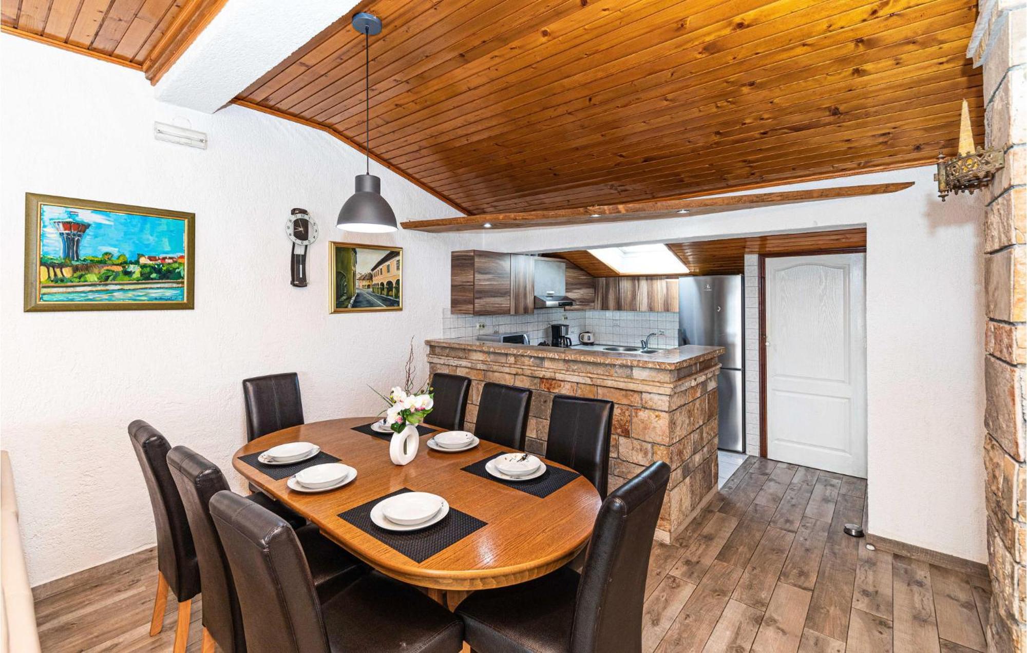 Nice Apartment In Kastel Stafilic With Sauna Kaštela エクステリア 写真