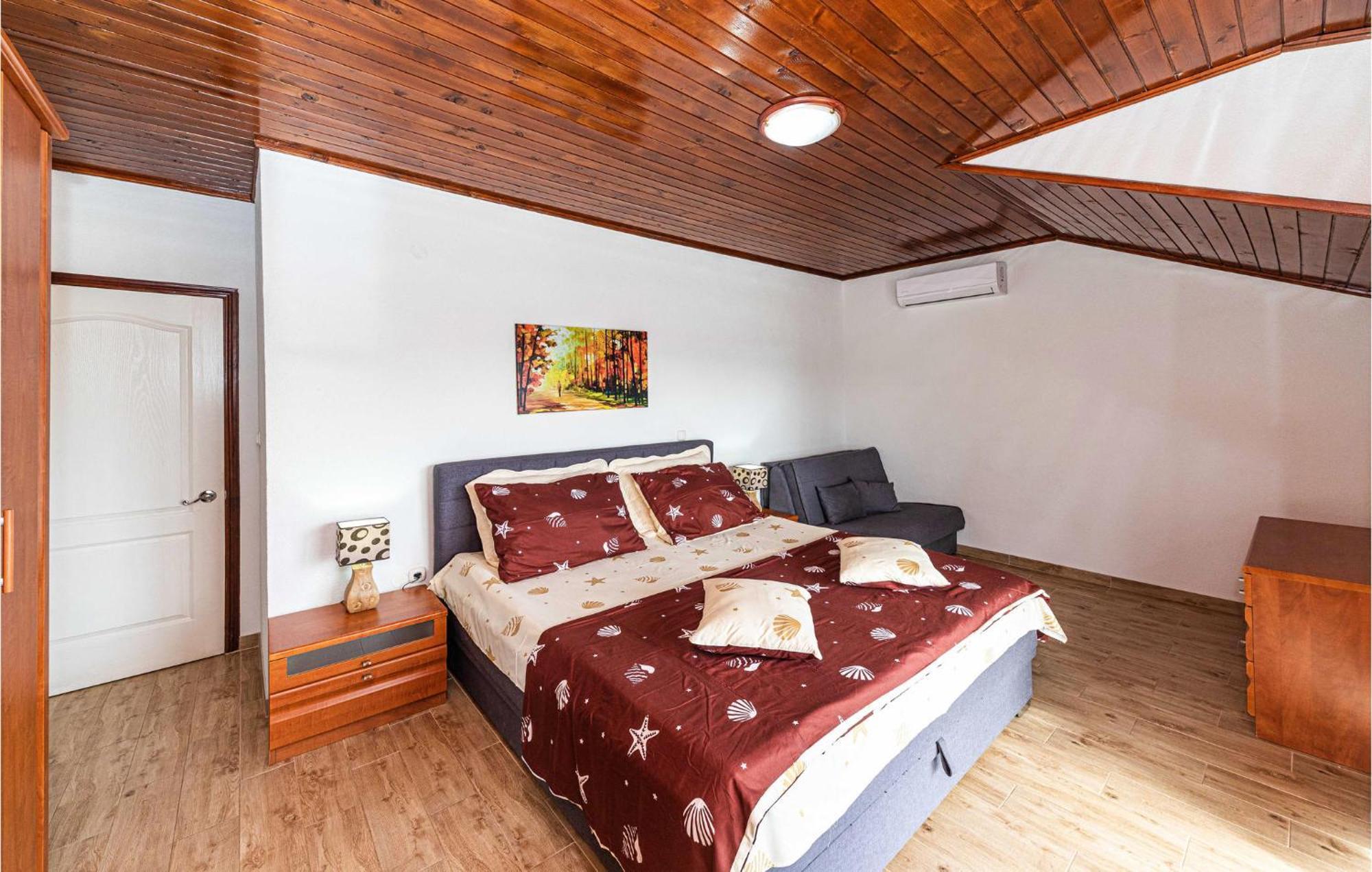 Nice Apartment In Kastel Stafilic With Sauna Kaštela エクステリア 写真